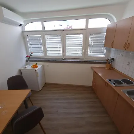 Ivan Apartment *