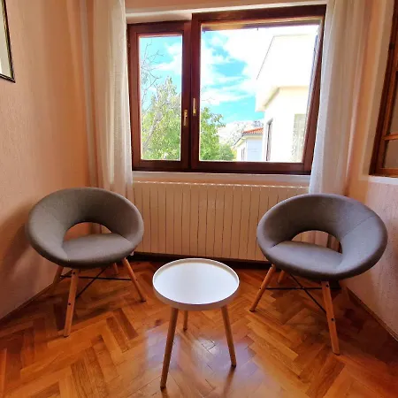 Ivan Apartment *