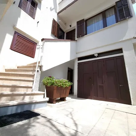 Apartment Ivan